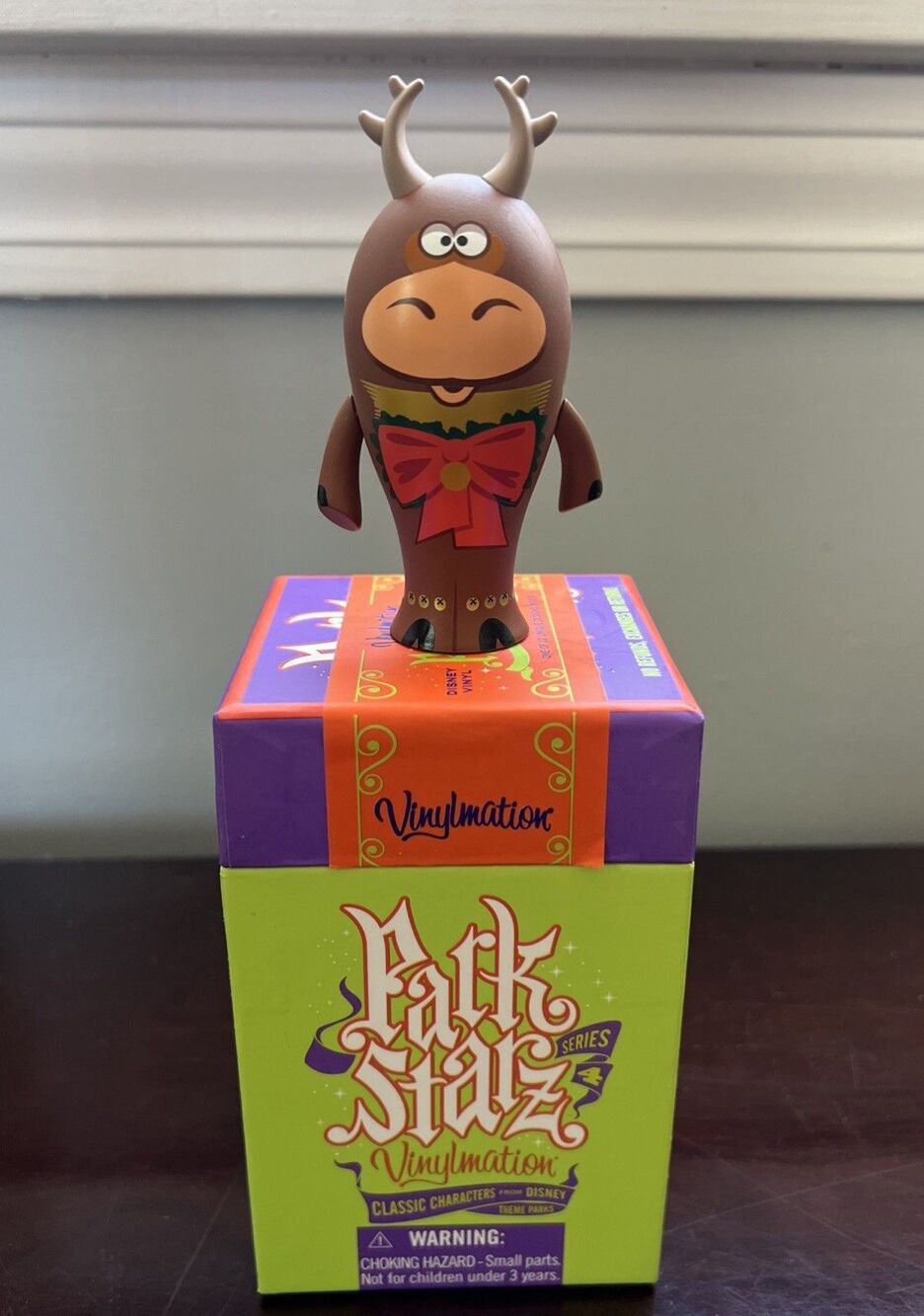 Disney Park Starz Vinylmation Series 4 Dancing Reindeer 2016 Collectible